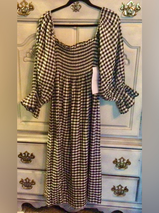 SLEEPER /Atlanta Smocked Gingham Midi Dress Puff Sleeves - Sz L - NWT - Picture 11 of 13